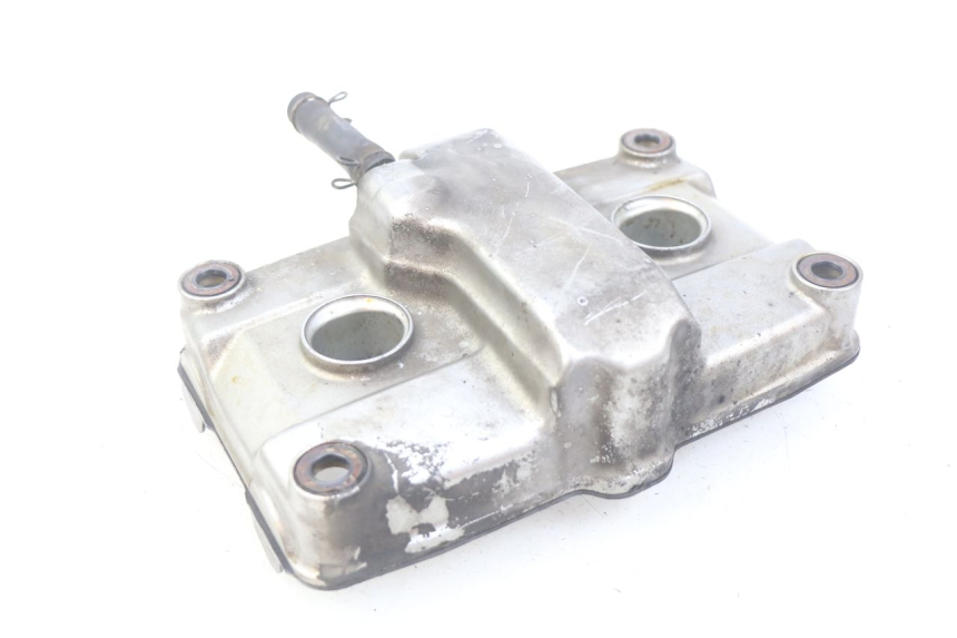 photo de OSŁONA DŹWIGNI ZAWORÓW HONDA CBF 500 (2004 - 2007) - Zbliżenie techniczne