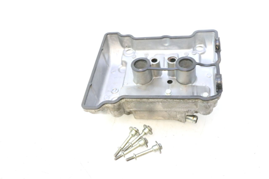photo de POKRYWA DŹWIGNI ZAWOROWYCH HONDA FJS SILVER WING SILVERWING 400 (2005 - 2008) - Inny kąt widzenia