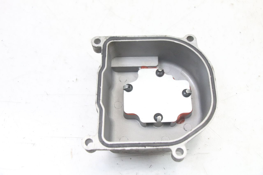 photo de OSŁONA DŹWIGNI ZAWORÓW JM MOTORS MIA 50 (2017 - 2020) - Zoom stanu zużycia