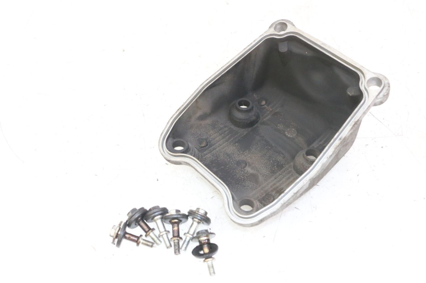 photo de OSŁONA DŹWIGNI ZAWORÓW PIAGGIO MP3 LT 400 (2007 - 2012) - Szczegół części