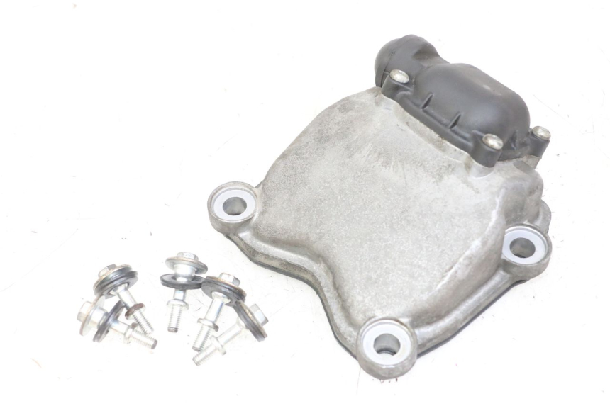 photo de OSŁONA DŹWIGNI ZAWORÓW PIAGGIO MP3 LT 300 (2010 - 2016) - Inny kąt widzenia