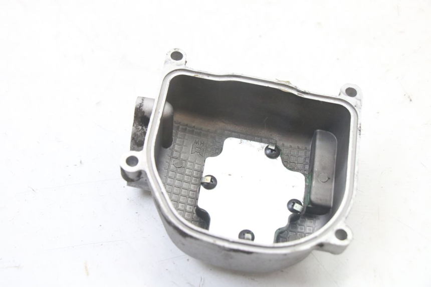 photo de OSŁONA DŹWIGNI ZAWORÓW PEUGEOT KISBEE 4T 50 (2018 - 2022) - Zbliżenie techniczne