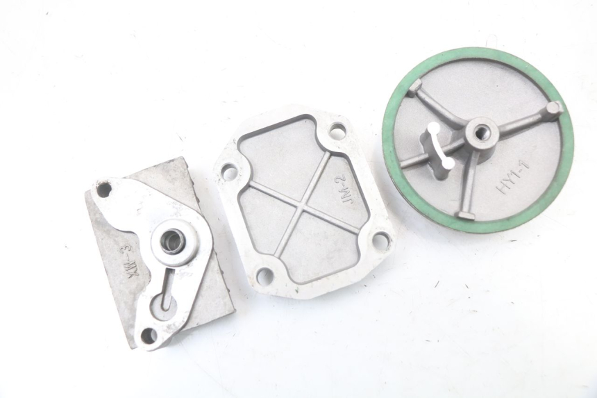 photo de OSŁONA DŹWIGNI ZAWORÓW APOLLO RFZ 140 - Zbliżenie techniczne