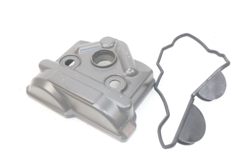 photo de OSŁONA DŹWIGNI ZAWORÓW SUZUKI RM-Z RMZ 250 (2010 - 2016) - Zbliżenie techniczne