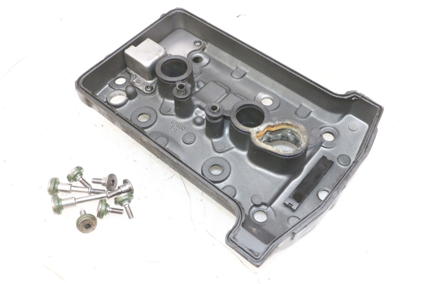 photo de OSŁONA DŹWIGNI ZAWORÓW YAMAHA TDM ABS 900 (2002 - 2014) - Zoom stanu zużycia