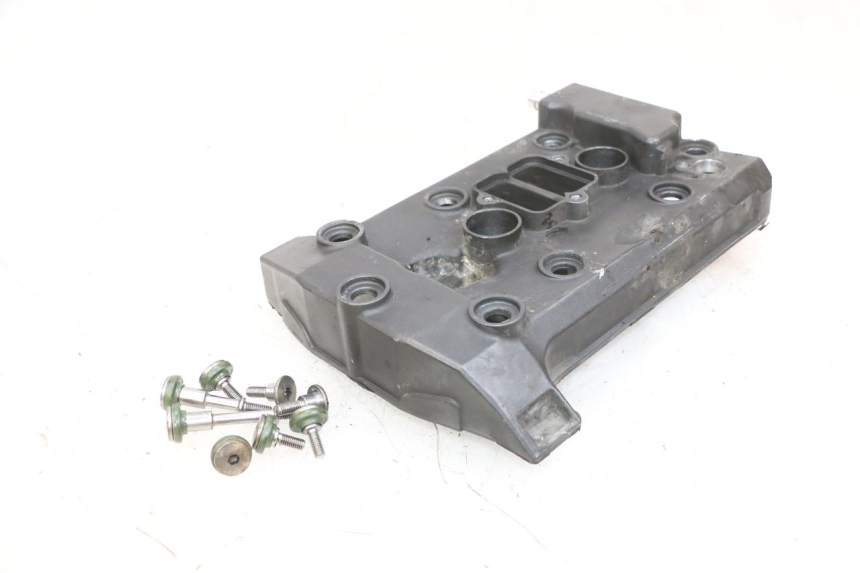 photo de OSŁONA DŹWIGNI ZAWORÓW YAMAHA TDM ABS 900 (2002 - 2014) - Inny kąt widzenia