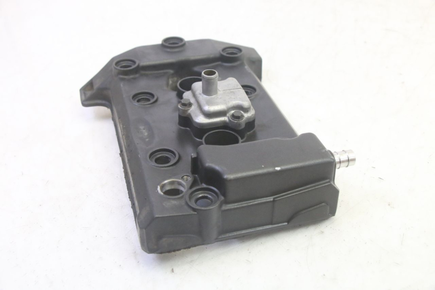 photo de OSŁONA DŹWIGNI ZAWORÓW YAMAHA TDM ABS 900 (2002 - 2014) - Inny kąt widzenia