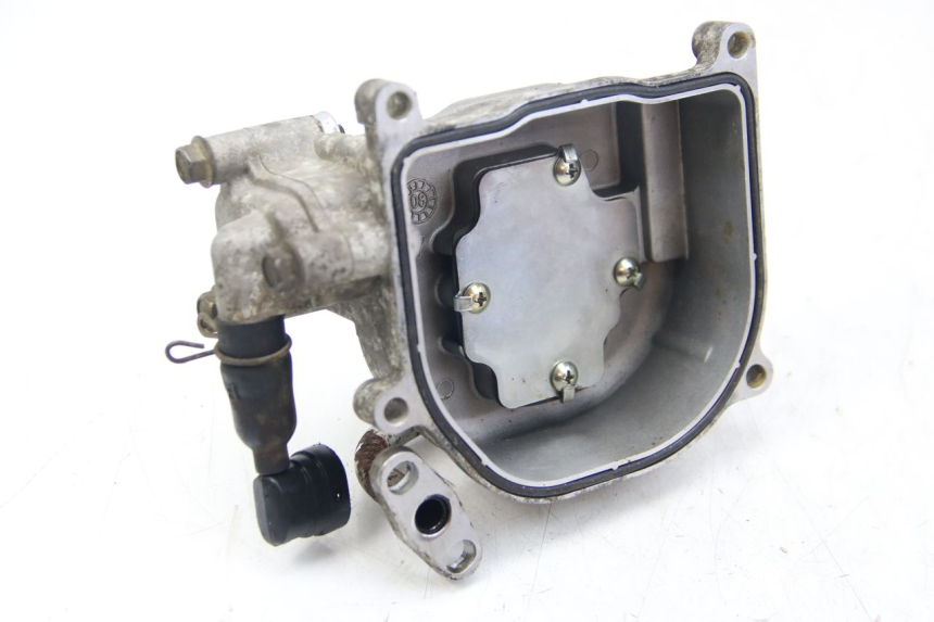 photo de OSŁONA DŹWIGNI ZAWORÓW PEUGEOT V-CLIC VCLIC 50 (2007 - 2013) - Zoom stanu zużycia