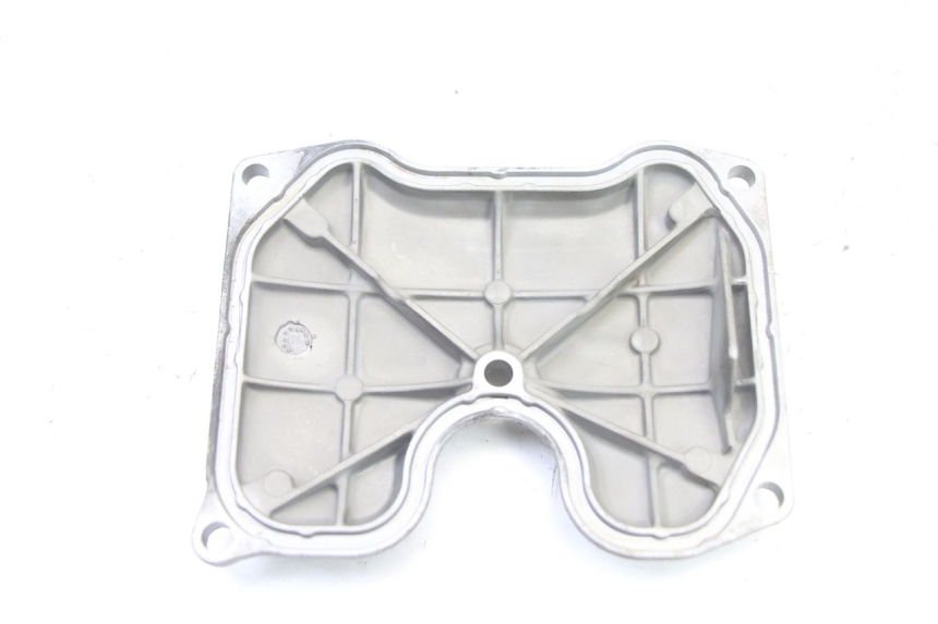 photo de OSŁONA DŹWIGNI ZAWORÓW YAMAHA X-MAX XMAX 125 (2010 - 2013) - Zoom stanu zużycia