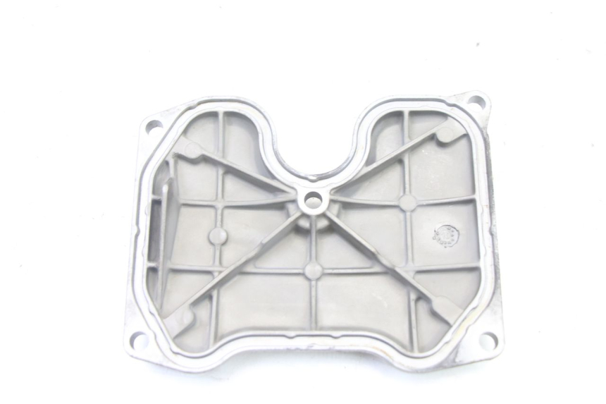 photo de OSŁONA DŹWIGNI ZAWORÓW YAMAHA X-MAX XMAX 125 (2010 - 2013) - Inny kąt widzenia