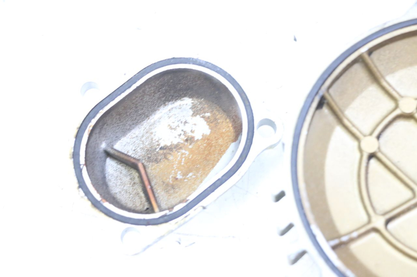 photo de OSŁONA DŹWIGNI ZAWORÓW YAMAHA SR 125 (1982 - 2003) - Zbliżenie techniczne