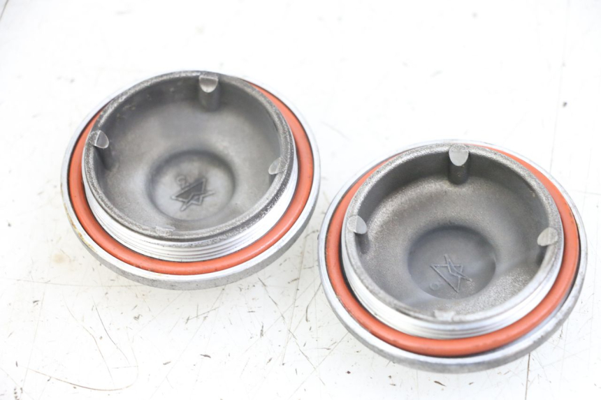 photo de OSŁONA DŹWIGNI ZAWORÓW YAMAHA YP MAJESTY 125 (2002 - 2006) - Szczegół części