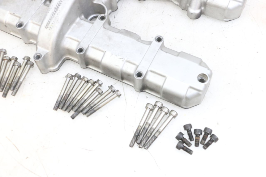 photo de OSŁONA DŹWIGNI ZAWORÓW KAWASAKI ZR 7 750 (1999 - 2004) - Stan powierzchni