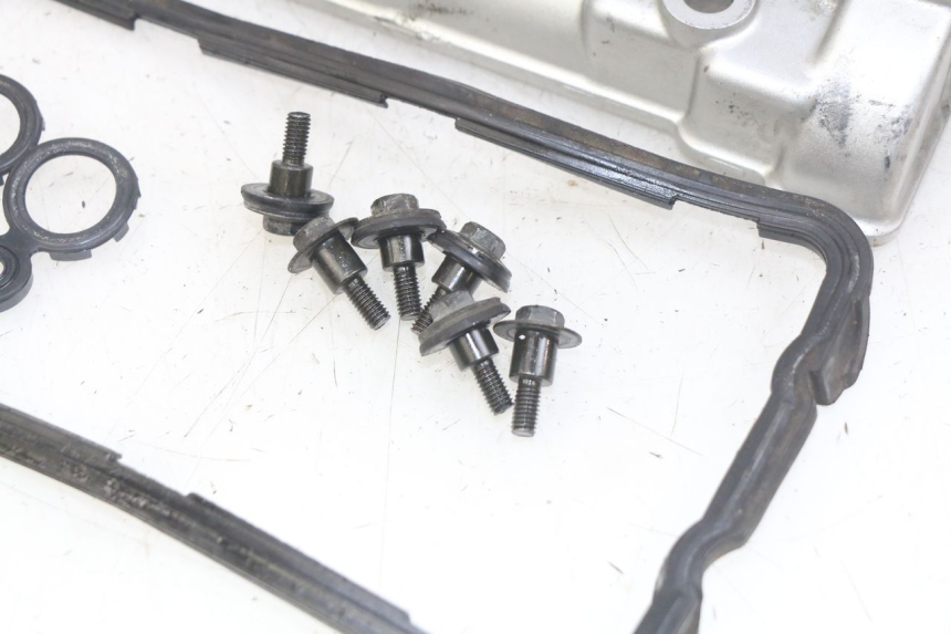 photo de OSŁONA DŹWIGNI ZAWORÓW KAWASAKI ZX-6R ZX6R 600 (1995 - 1997) - Widok ogólny