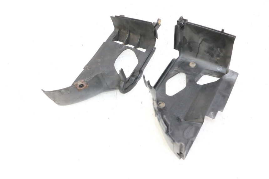 photo de OSŁONA CYLINDRA KYMCO AGILITY 4T 50 (2018 - 2022) - Punkty mocowania