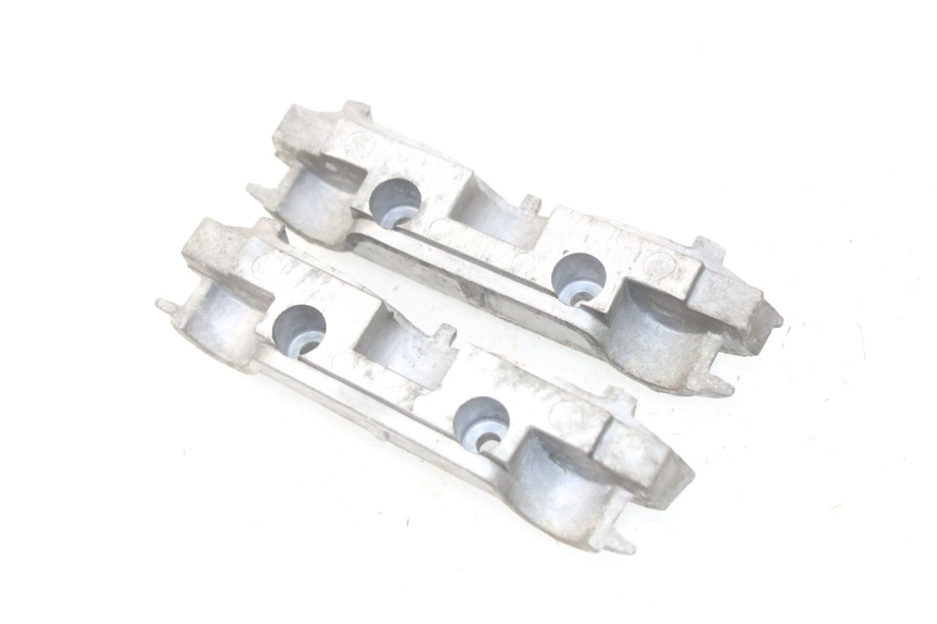 photo de OSŁONA CYLINDRA HYOSUNG COMET GTR 125 (2007 - 2014) - Szczegół części