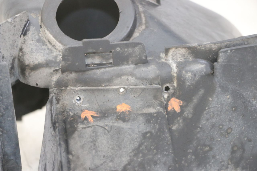 photo de OSŁONA CYLINDRA PEUGEOT ELYSTAR 50 (2002 - 2014) - Zoom stanu zużycia