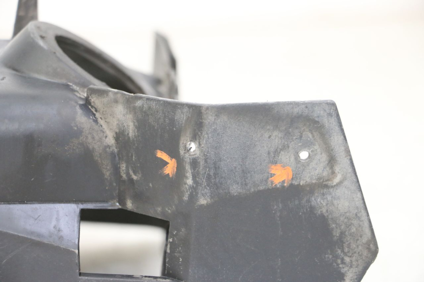 photo de OSŁONA CYLINDRA PEUGEOT ELYSTAR 50 (2002 - 2014) - Zbliżenie techniczne