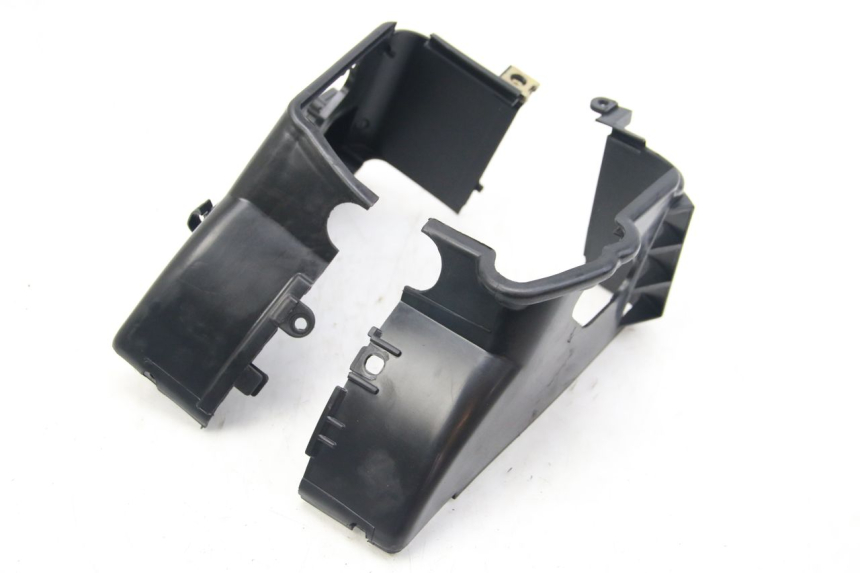 photo de OSŁONA CYLINDRA PEUGEOT KISBEE 4T 50 (2018 - 2022) - Szczegół części