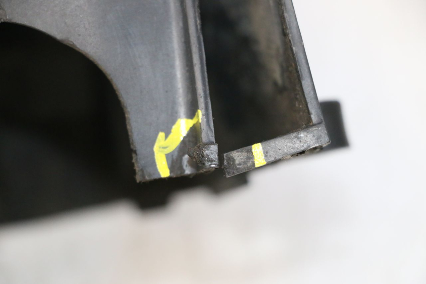 photo de OSŁONA CYLINDRA PEUGEOT LUDIX SNAKE 2T 50 (2004 - 2014) - Szczegół części