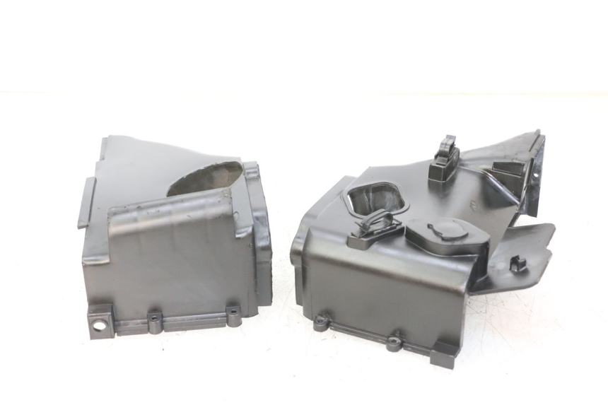 photo de OSŁONA CYLINDRA PEUGEOT VIVACITY 125 (2010 - 2017) - Punkty mocowania