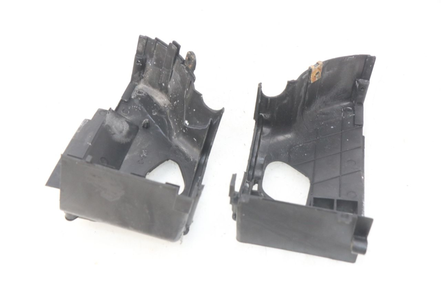 photo de OSŁONA CYLINDRA TNT MOTOR ROMA 10' 4T 50 (2007 - 2018) - Zbliżenie techniczne