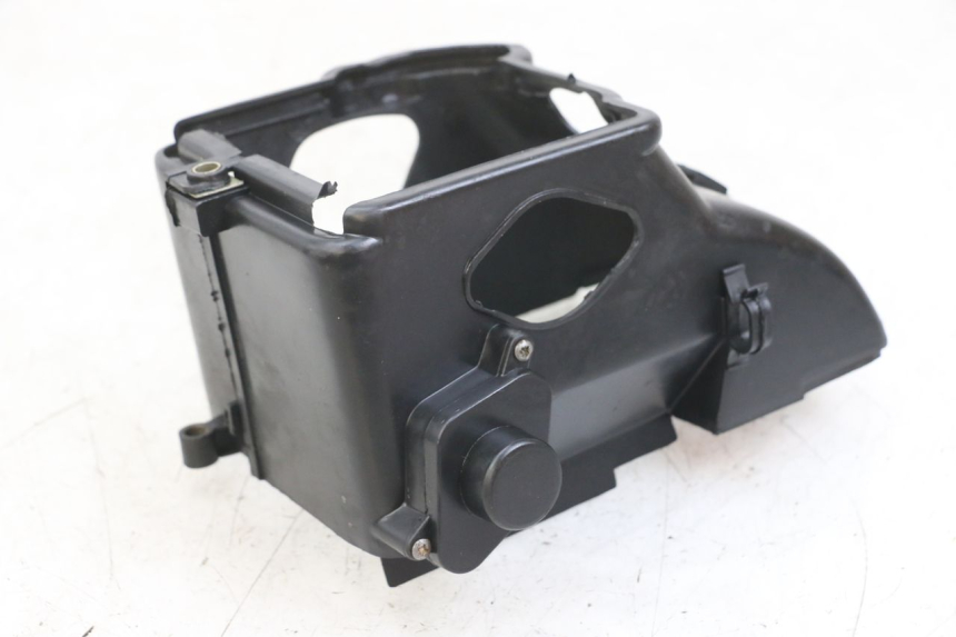 photo de OSŁONA CYLINDRA TNT MOTOR ROMA 10' 4T 50 (2007 - 2018) - Inny kąt widzenia