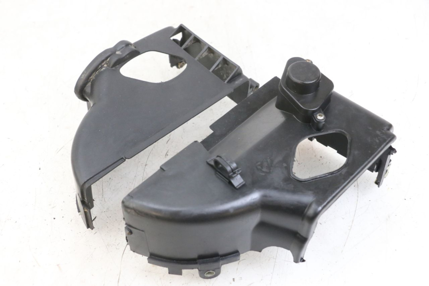 photo de OSŁONA CYLINDRA TNT MOTOR ROMA 10' 4T 50 (2007 - 2018) - Zbliżenie techniczne