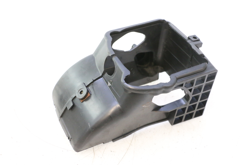 photo de OSŁONA CYLINDRA TNT MOTOR ROMA 10' 4T 50 (2007 - 2018) - Inny kąt widzenia
