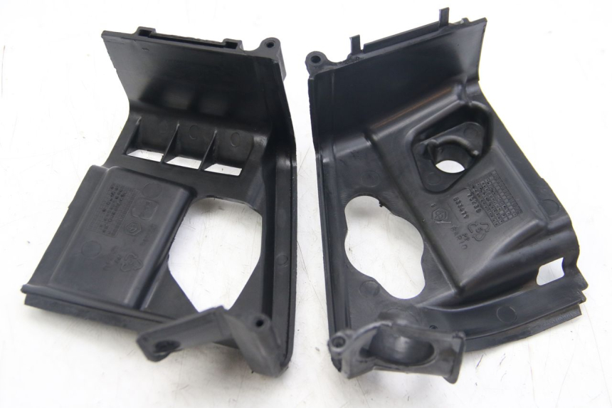 photo de OSŁONA CYLINDRA APRILIA SCARABEO 4T 50 (2009 - 2017) - Część sprawdzona