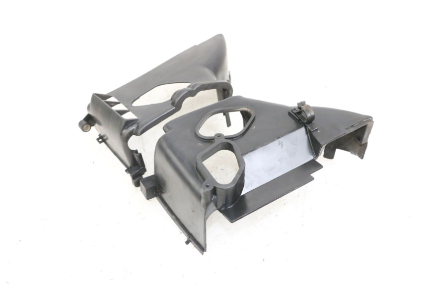 photo de OSŁONA CYLINDRA PEUGEOT V-CLIC VCLIC 50 (2007 - 2013) - Zbliżenie techniczne