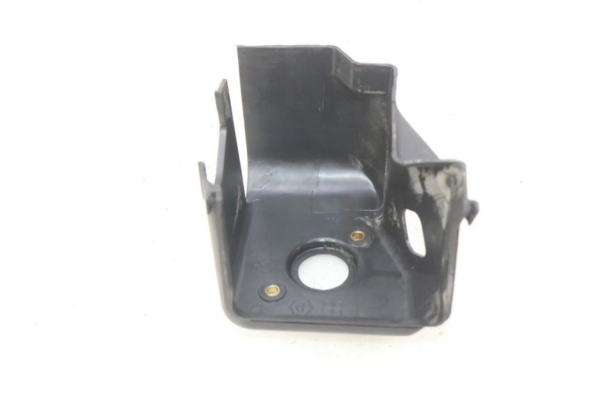 photo de OSŁONA CYLINDRA PIAGGIO VESPA PRIMAVERA 2T 50 (2013 - 2018) - Szczegół części