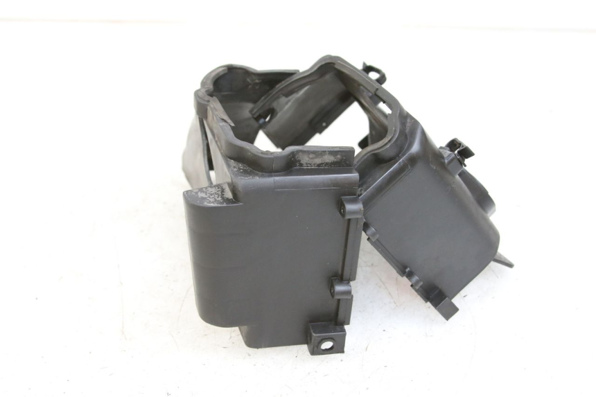 photo de OSŁONA CYLINDRA PEUGEOT VIVACITY 125 (2010 - 2017) - Inny kąt widzenia