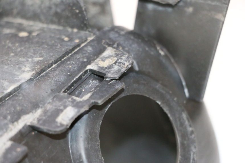 photo de OSŁONA CYLINDRA PEUGEOT VIVACITY 50 (1998 - 2003) - Zoom stanu zużycia