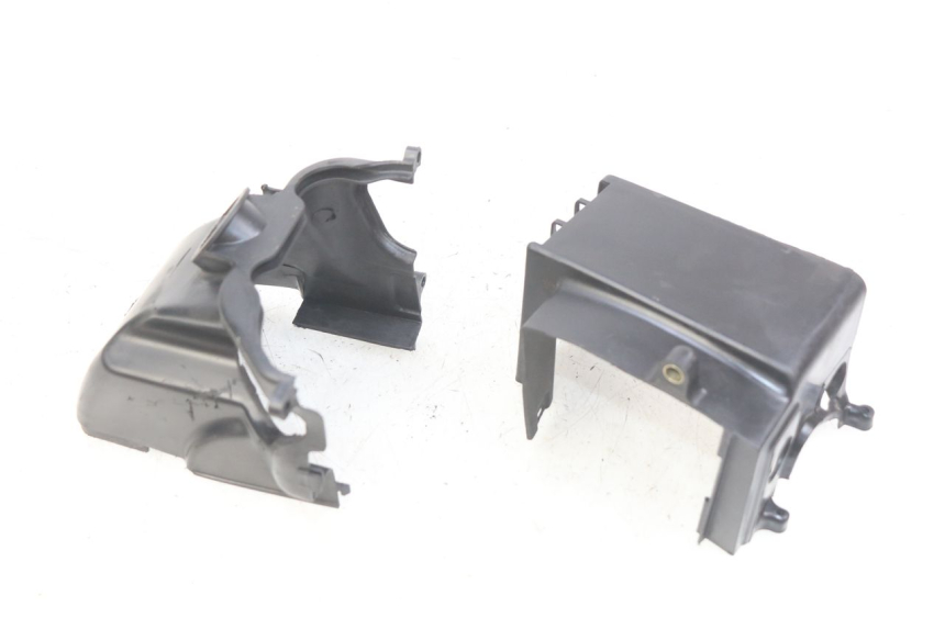 photo de OSŁONA CYLINDRA SYM X-PRO 4T 50 (2014 - 2021) - Szczegół części