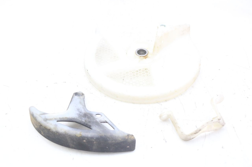 photo de OSŁONA TARCZY HAMULCOWEJ HONDA CRF 250 (2010 - 2013) - Szczegół części