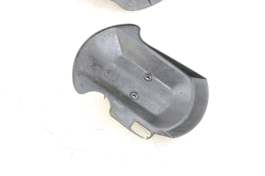 photo de OSŁONA WIDEŁEK MBK BOOSTER SPIRIT 50 (2004 - 2017) - Stan powierzchni