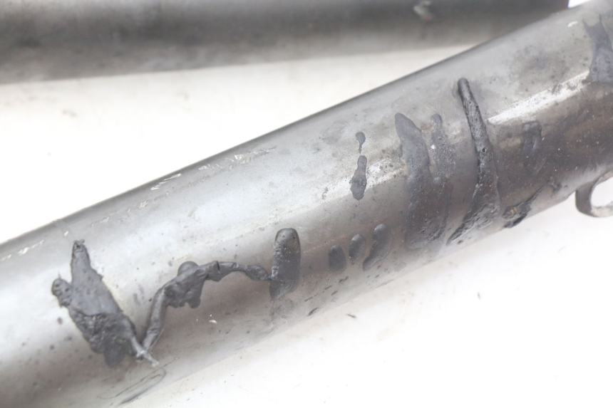 photo de OSŁONA WIDEŁEK ROYAL ENFIELD BULLET CLASSIC 500 (2017 - 2020) - Inny kąt widzenia