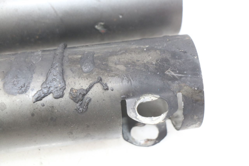 photo de OSŁONA WIDEŁEK ROYAL ENFIELD BULLET CLASSIC 500 (2017 - 2020) - Zbliżenie techniczne