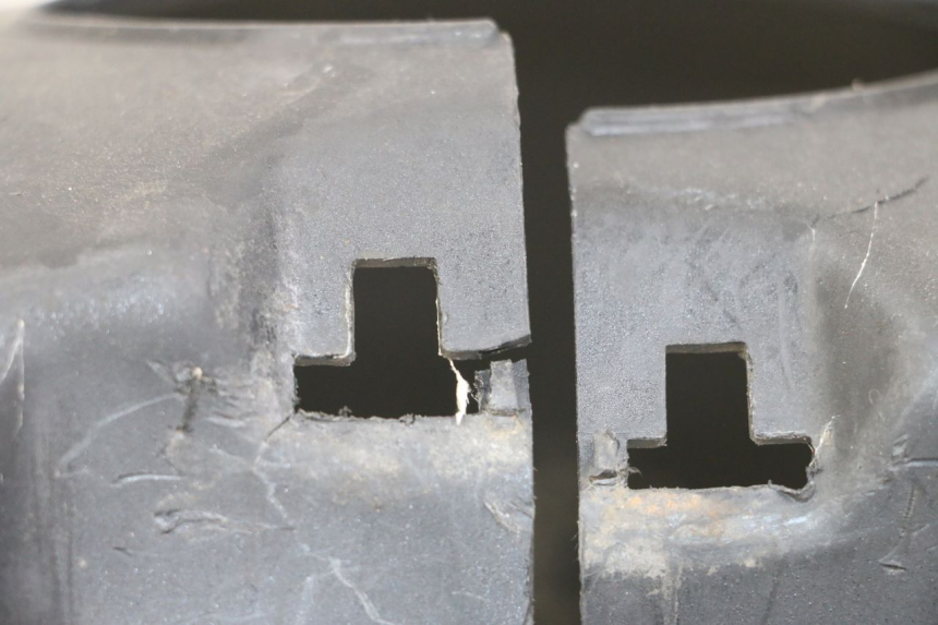 photo de OSŁONA WIDEŁEK PEUGEOT BUXY 50 (1993 - 1998) - Zoom stanu zużycia