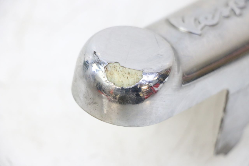 photo de OSŁONA WIDEŁEK PIAGGIO LXV 4T 50 (2009 - 2013) - Zoom stanu zużycia