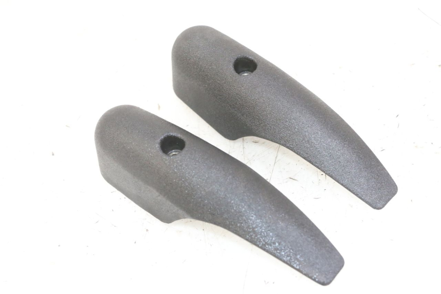 photo de OSŁONA WIDEŁEK PIAGGIO MP3 LT 300 (2010 - 2016) - Widok główny