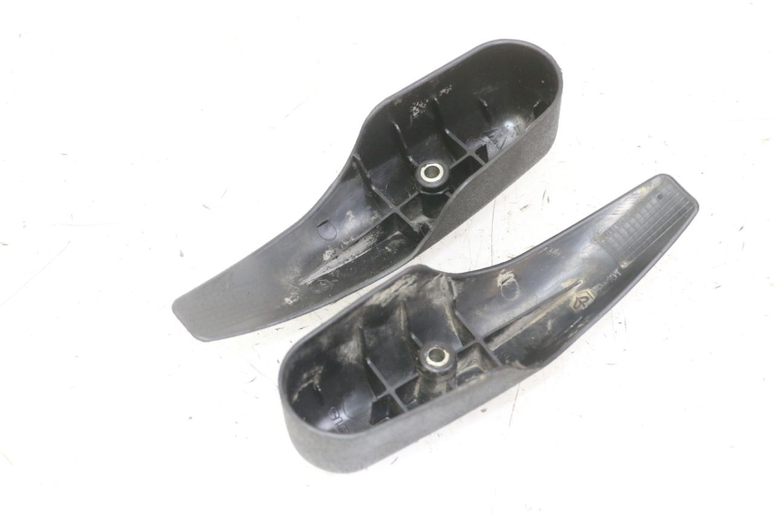 photo de OSŁONA WIDEŁEK PIAGGIO MP3 LT 300 (2010 - 2016) - Szczegół części