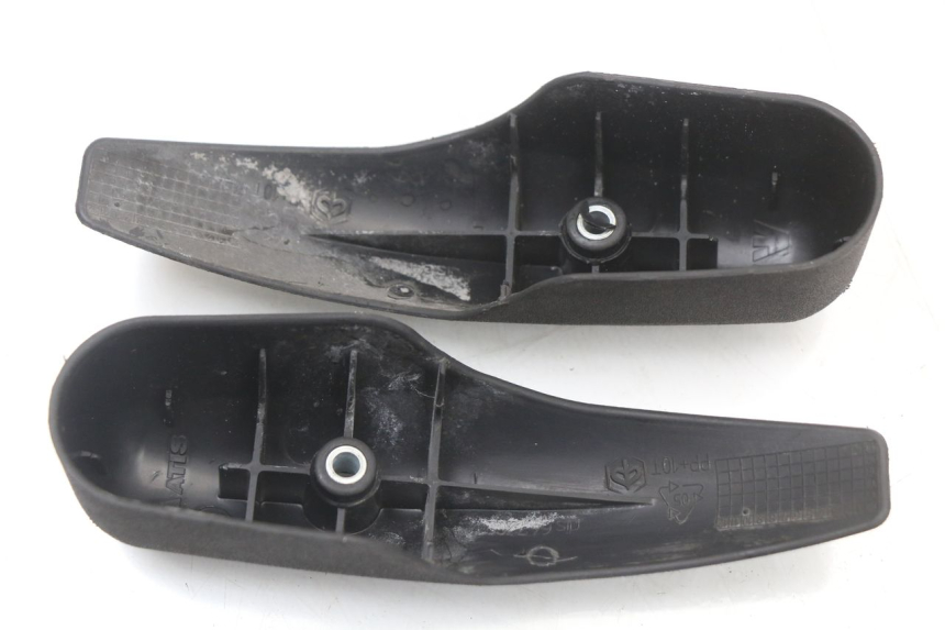 photo de OSŁONA WIDEŁEK PIAGGIO MP3 125 (2006 - 2014) - Szczegół części