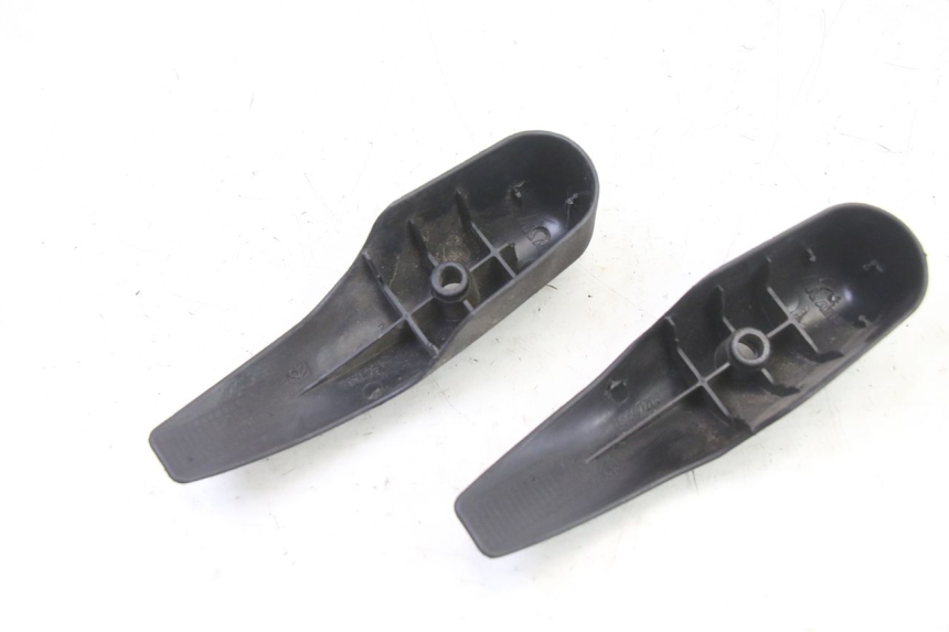 photo de OSŁONA WIDEŁEK PIAGGIO MP3 500 (2014 - 2017) - Zbliżenie techniczne