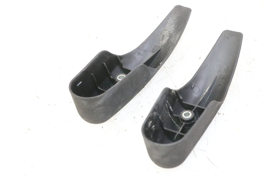 photo de OSŁONA WIDEŁEK PIAGGIO MP3 500 (2011 - 2015) - Szczegół części