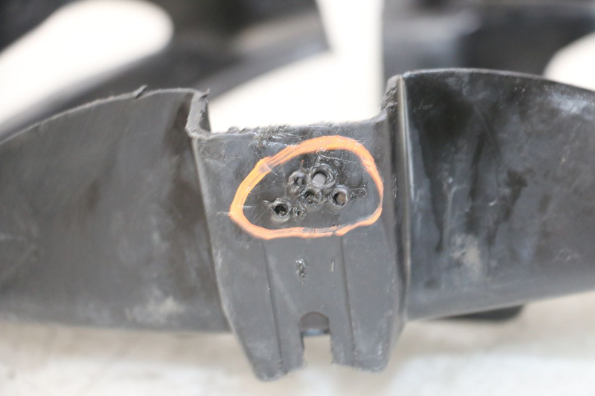 photo de OSŁONA WIDEŁEK PEUGEOT TKR TREKKER FURIOUS 50 (2005 - 2014) - Widok ogólny