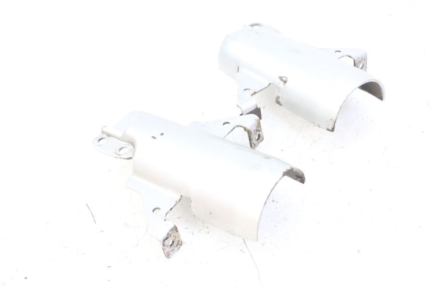 photo de OSŁONA WIDEŁEK APRILIA SCARABEO GT TOURING 125 (1999 - 2005) - Zoom stanu zużycia