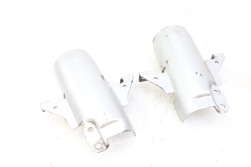 photo de OSŁONA WIDEŁEK APRILIA SCARABEO GT TOURING 125 (1999 - 2005) - Zbliżenie techniczne