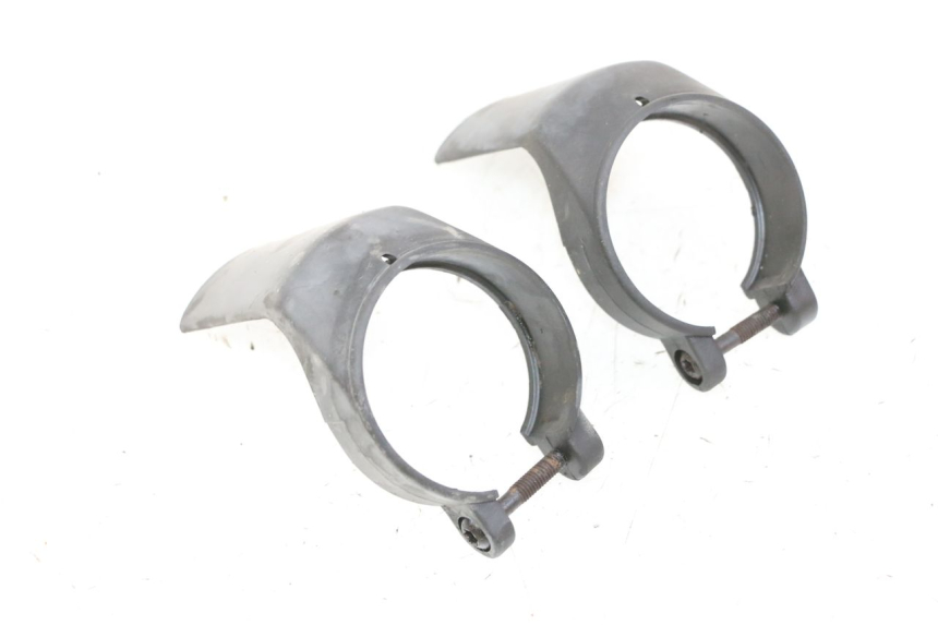 photo de OSŁONA WIDEŁEK TRIUMPH SPRINT 900 (1995 - 1998) - Zoom stanu zużycia